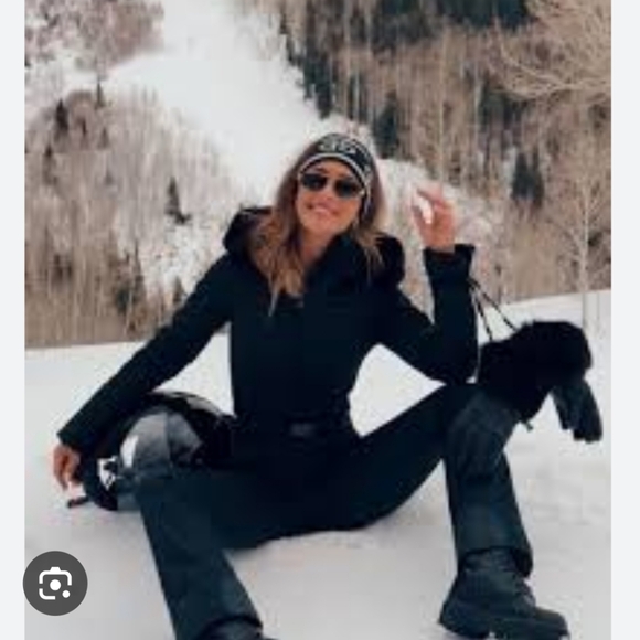 Goldbergh Parry Belted Hooded Faux Fur Trimmed Ski Suit In Black 4 NWT - Picture 9 of 16